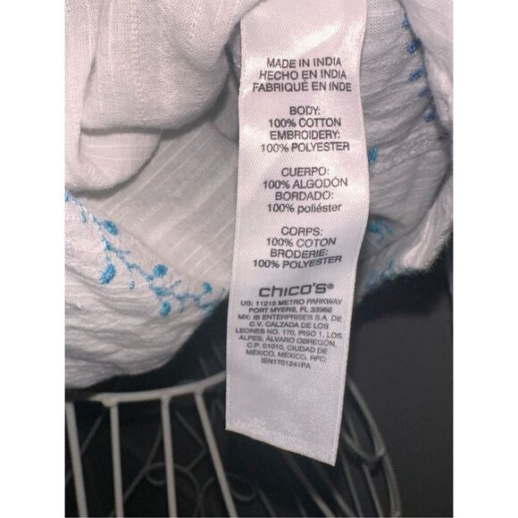 WOMEN Chico’s size 0 (US SIZE XS) blue/white Paisley quarter sleeve shirt button - Picture 5 of 8